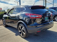Used 2022  Nissan Rogue Sport AWD SL at CarloanExpress.Com near Hampton, VA