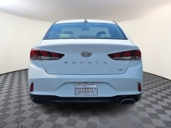 Used 2018  Hyundai Sonata 4d Sedan Eco at CarloanExpress&period;Com near Hampton&comma; VA