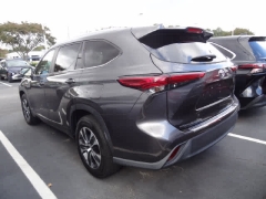 Used 2023  Toyota Highlander FWD &lpar;Natl&rpar; at CarloanExpress&period;Com near Hampton&comma; VA