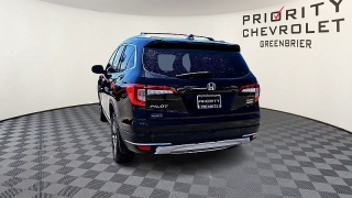 Used 2021  Honda Pilot Touring 8-Passenger AWD at CarloanExpress&period;Com near Hampton&comma; VA