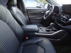 Used 2025  Toyota Highlander AWD &lpar;Natl&rpar; at CarloanExpress&period;Com near Hampton&comma; VA