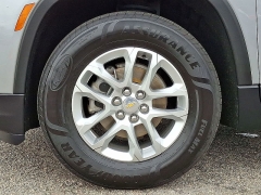 Used 2023  Chevrolet Traverse FWD 4dr LS w&sol;1LS at CarloanExpress&period;Com near Hampton&comma; VA