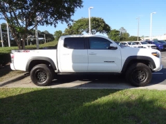Used 2022  Toyota Tacoma 4WD Double Cab 5' Bed V6 &lpar;Natl&rpar; at CarloanExpress&period;Com near Hampton&comma; VA