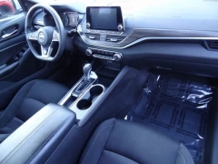 Used 2023  Nissan Altima 2.5 SV Sedan at CarloanExpress.Com near Hampton, VA