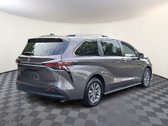 Used 2021  Toyota Sienna XLE FWD &lpar;Natl&rpar; at CarloanExpress&period;Com near Hampton&comma; VA