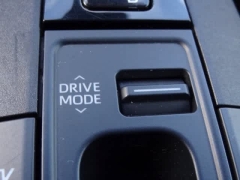 Used 2024  Toyota Prius &lpar;Natl&rpar; at CarloanExpress&period;Com near Hampton&comma; VA