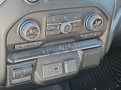 Used 2022  Chevrolet Silverado 2500HD 4WD Crew Cab 172" LT at CarloanExpress&period;Com near Hampton&comma; VA