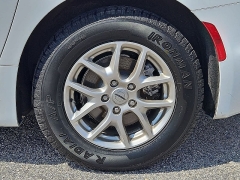 Used 2024  Chrysler Pacifica Touring L FWD at CarloanExpress&period;Com near Hampton&comma; VA
