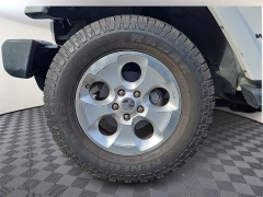 Used 2013  Jeep Wrangler Unlimited 4WD 4dr Sahara at CarloanExpress.Com near Hampton, VA