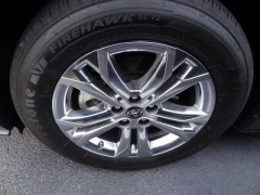 Used 2023  Toyota Sienna Platinum AWD 7-Passenger at CarloanExpress&period;Com near Hampton&comma; VA