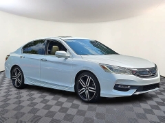 Used 2017  Honda Accord Sedan 4d Touring at CarloanExpress&period;Com near Hampton&comma; VA