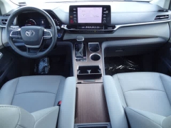 Used 2024  Toyota Sienna XLE FWD &lpar;Natl&rpar; at CarloanExpress&period;Com near Hampton&comma; VA