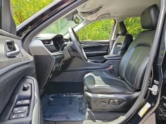 Used 2023  Jeep Grand Cherokee Limited 4x4 at CarloanExpress&period;Com near Hampton&comma; VA