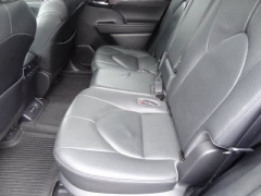 Used 2020  Toyota Highlander AWD (Natl) at CarloanExpress.Com near Hampton, VA