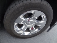 Used 2017  Chevrolet Suburban 4d SUV 4WD Premier at CarloanExpress&period;Com near Hampton&comma; VA