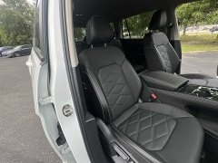 Used 2025  Volkswagen Atlas 2.0T SE w/Technology 4MOTION at CarloanExpress.Com near Hampton, VA