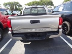 Used 2018  Toyota Tacoma Double Cab 5' Bed I4 4x2 AT &lpar;Natl&rpar; at CarloanExpress&period;Com near Hampton&comma; VA