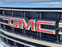 Used 2024  GMC Yukon 4WD 4dr SLT at CarloanExpress&period;Com near Hampton&comma; VA