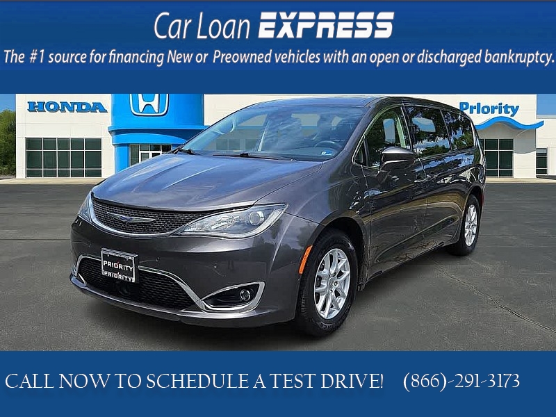 Used 2020  Chrysler Pacifica 4d Wagon Touring at CarloanExpress&period;Com near Hampton&comma; VA