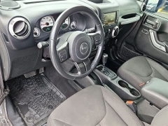 Used 2017  Jeep Wrangler Unlimited 4WD 4dr Sahara at CarloanExpress.Com near Hampton, VA