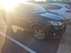 Used 2015  Toyota RAV4 4d SUV FWD XLE at CarloanExpress.Com near Hampton, VA