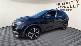 Used 2022  Nissan Rogue Sport AWD SL at CarloanExpress.Com near Hampton, VA