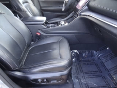 Used 2023  Jeep Grand Cherokee L Limited 4x4 at CarloanExpress&period;Com near Hampton&comma; VA