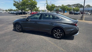 Used 2025  Hyundai Sonata SEL FWD at CarloanExpress&period;Com near Hampton&comma; VA