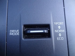 Used 2023  Toyota Highlander FWD &lpar;Natl&rpar; at CarloanExpress&period;Com near Hampton&comma; VA