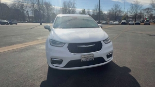 Used 2023  Chrysler Pacifica Touring L FWD at CarloanExpress&period;Com near Hampton&comma; VA