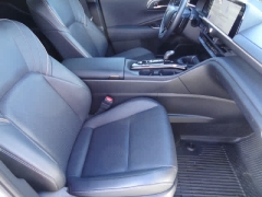 Used 2025  Toyota Crown Signia AWD &lpar;Natl&rpar; at CarloanExpress&period;Com near Hampton&comma; VA