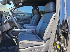 Used 2024  Nissan Titan 4x4 Crew Cab PRO-4X at CarloanExpress&period;Com near Hampton&comma; VA