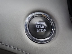 Used 2023  Toyota Highlander FWD &lpar;Natl&rpar; at CarloanExpress&period;Com near Hampton&comma; VA