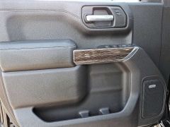 Used 2020  Chevrolet Silverado 1500 4WD Crew Cab 147" RST at CarloanExpress&period;Com near Hampton&comma; VA