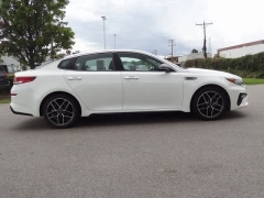 Used 2020  Kia Optima SE Auto at CarloanExpress.Com near Hampton, VA