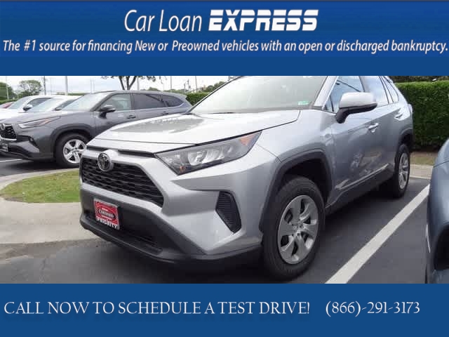 Used 2020  Toyota RAV4 4d SUV FWD LE at CarloanExpress.Com near Hampton, VA