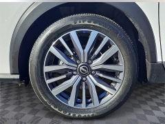 Used 2024  Nissan Kicks SR FWD at CarloanExpress&period;Com near Hampton&comma; VA