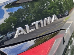 Used 2025  Nissan Altima SV FWD at CarloanExpress&period;Com near Hampton&comma; VA