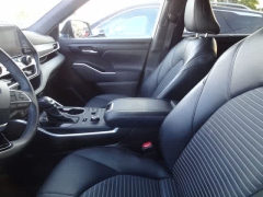 Used 2025  Toyota Highlander AWD &lpar;Natl&rpar; at CarloanExpress&period;Com near Hampton&comma; VA