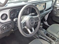 Used 2025  Jeep Wrangler 4xe Sahara 4x4 at CarloanExpress&period;Com near Hampton&comma; VA