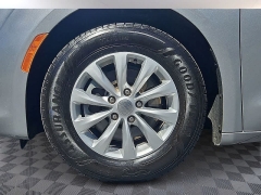 Used 2017  Chrysler Pacifica Touring-L FWD at CarloanExpress&period;Com near Hampton&comma; VA