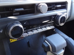 Used 2025  Toyota Tacoma 4WD Hybrid Double Cab Bed AT (Natl) at CarloanExpress.Com near Hampton, VA