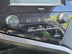 Used 2020  Toyota Camry SE Auto &lpar;Natl&rpar; at CarloanExpress&period;Com near Hampton&comma; VA