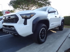 Used 2025  Toyota Tacoma 4WD Double Cab Bed &lpar;Natl&rpar; at CarloanExpress&period;Com near Hampton&comma; VA