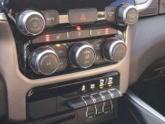 Used 2019  Ram 1500 Big Horn&sol;Lone Star 4x4 Crew Cab 5'7" Box at CarloanExpress&period;Com near Hampton&comma; VA