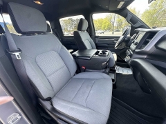 Used 2022  Ram 1500 Big Horn 4x4 Crew Cab 5'7" Box at CarloanExpress&period;Com near Hampton&comma; VA