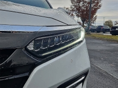 Used 2020  Honda Accord Hybrid 4d Sedan Touring at CarloanExpress.Com near Hampton, VA