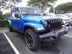 Used 2021  Jeep Gladiator Willys 4x4 at CarloanExpress&period;Com near Hampton&comma; VA