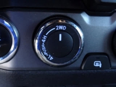 Used 2017  Toyota Tacoma Double Cab 5' Bed V6 4x4 (Natl) at CarloanExpress.Com near Hampton, VA