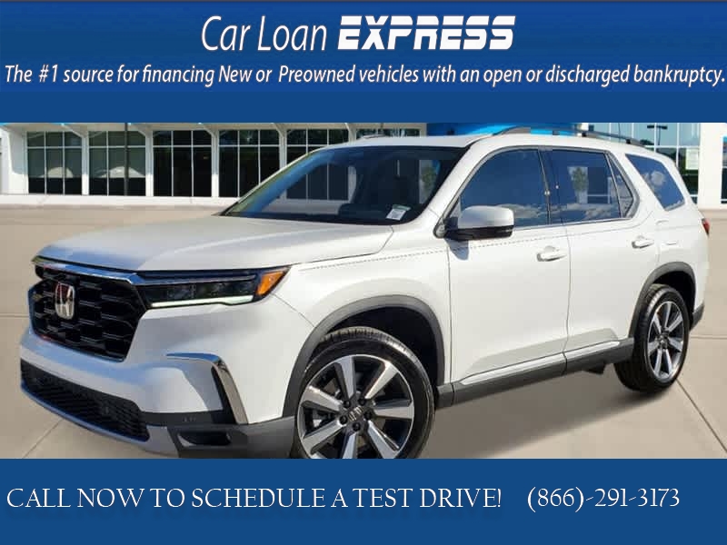 New 2025  Honda Pilot Touring 2WD at CarloanExpress.Com near Hampton, VA